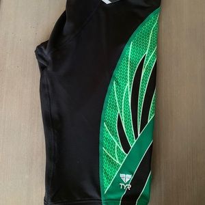 NWT boys size 32 TYR swimsuit